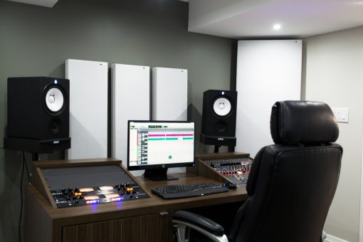 Panneaux Acoustiques et Bass Traps GIK Acoustics dans un Studio